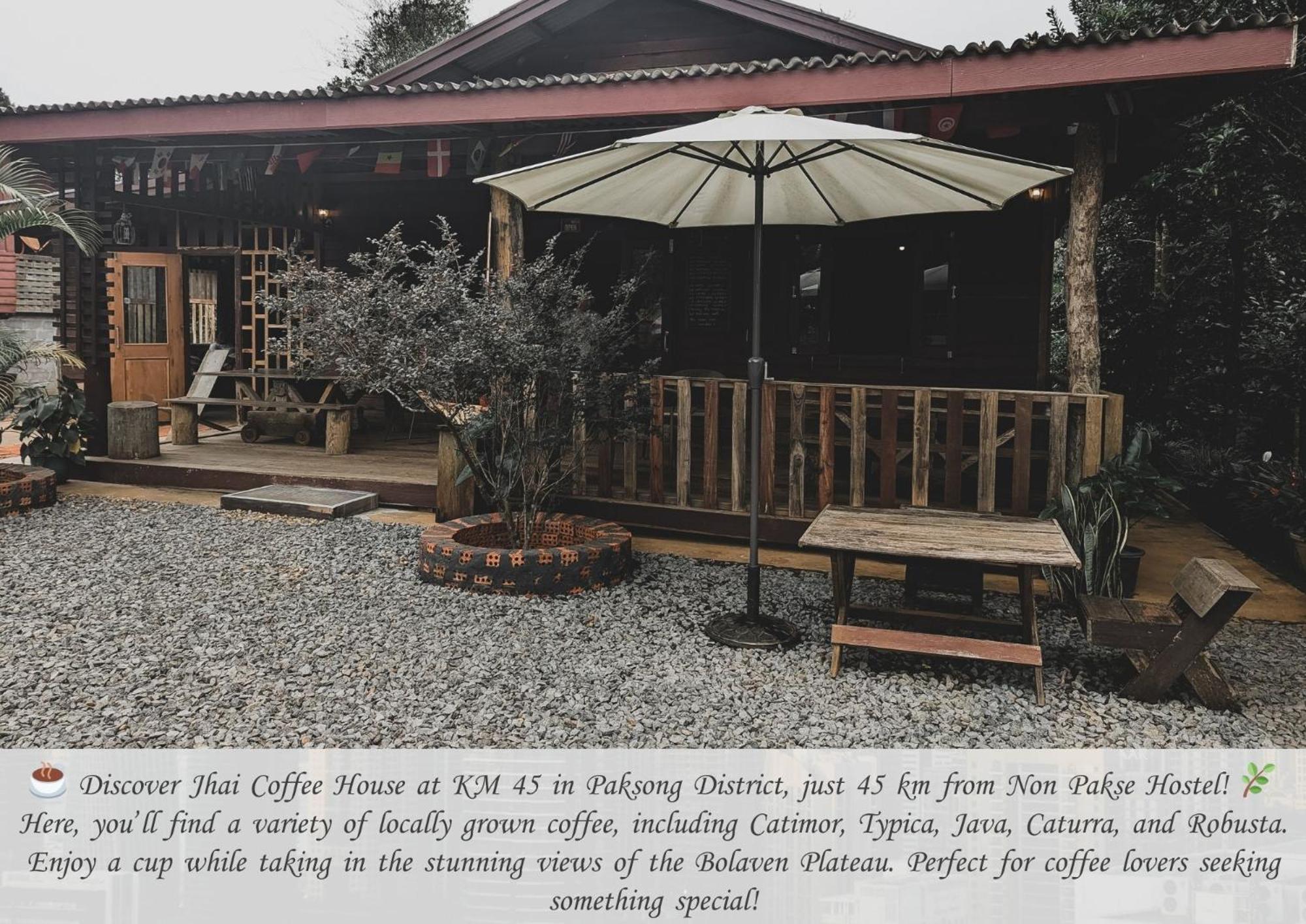 Non Pakse Hostel & Coffee House Buitenkant foto