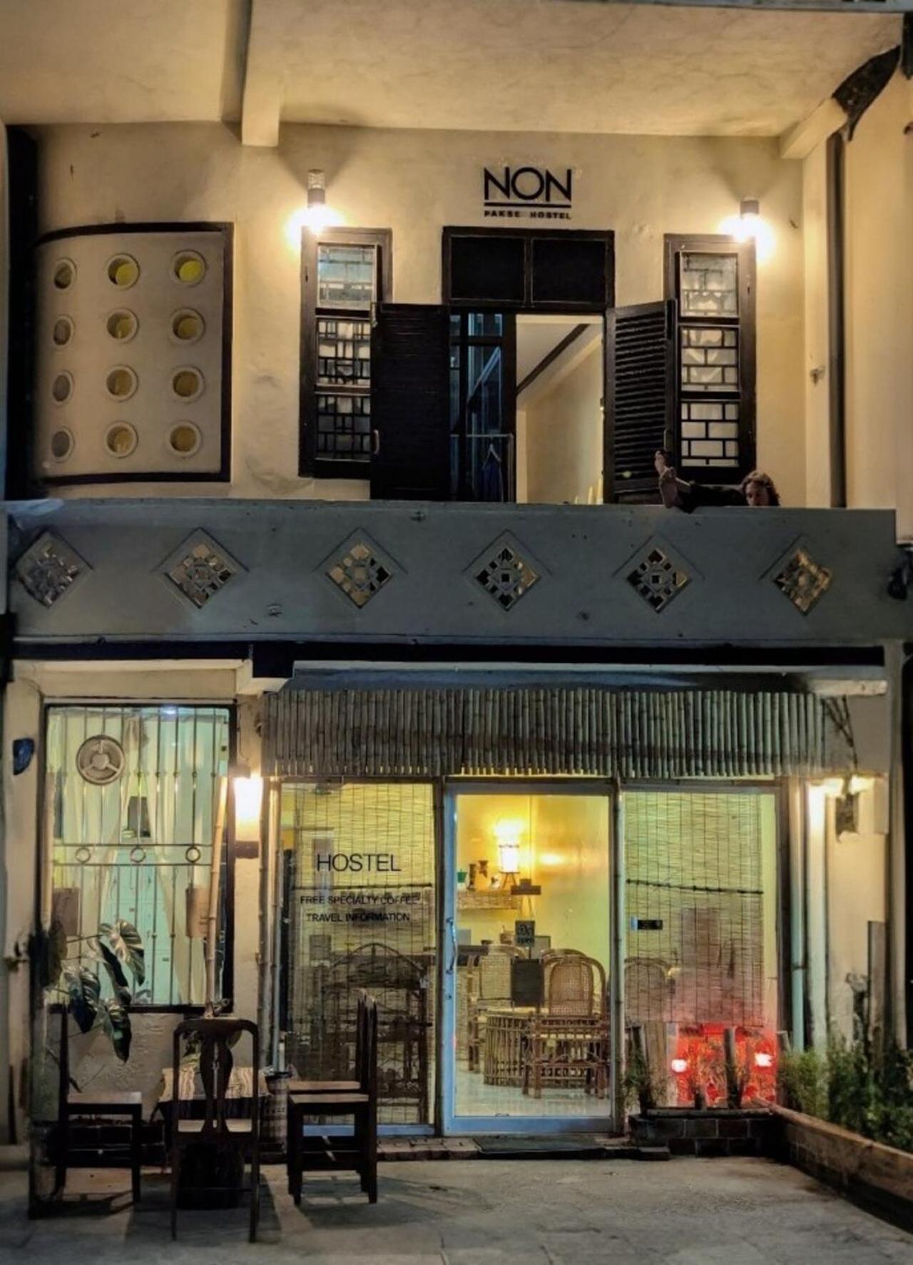Non Pakse Hostel & Coffee House Buitenkant foto